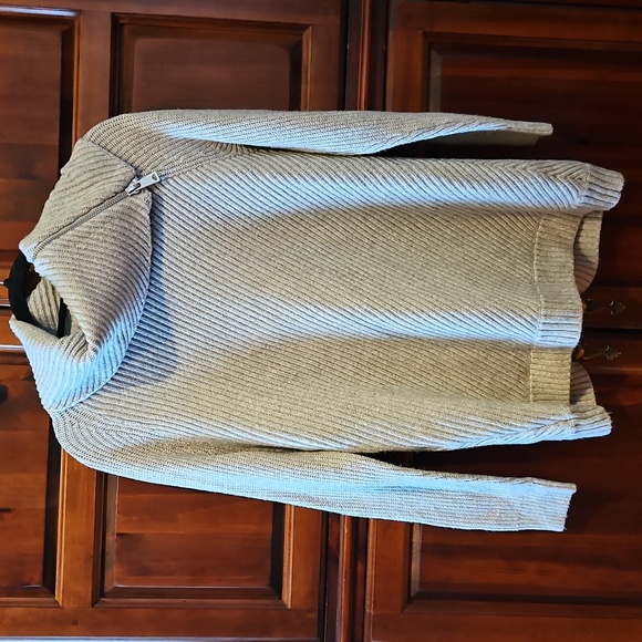 Talbots Sz M, Gray Cowl Neck Knit Sweater, Zipper Neck, NWOT! - Picture 2 of 9